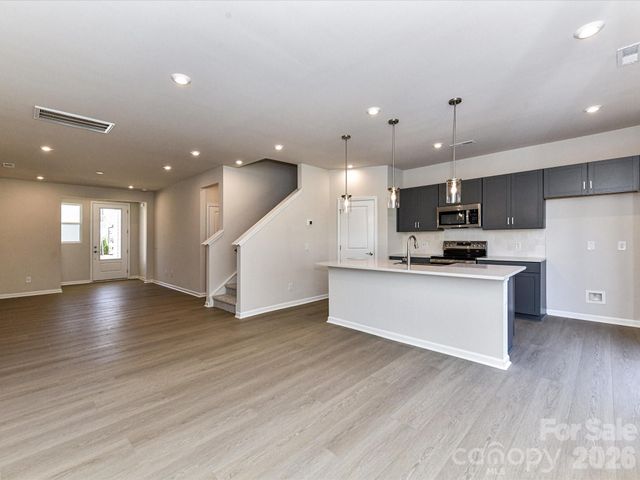 3041 Hutton Gardens Lane, Charlotte, NC 28269