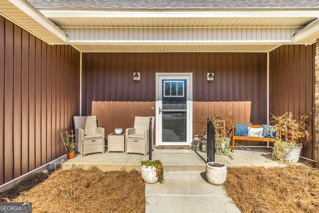 203 Hedge Row, Dublin, GA 31021