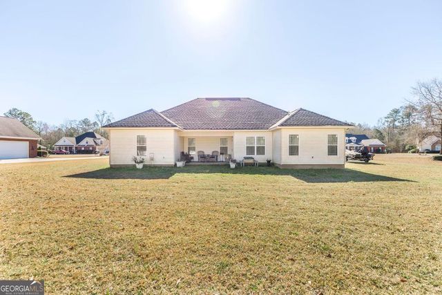 203 Hedge Row, Dublin, GA 31021