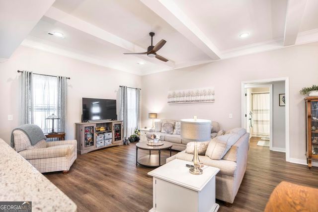 203 Hedge Row, Dublin, GA 31021