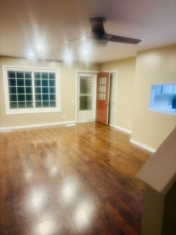 1576 Normantown Road 405, Naperville, IL 60564