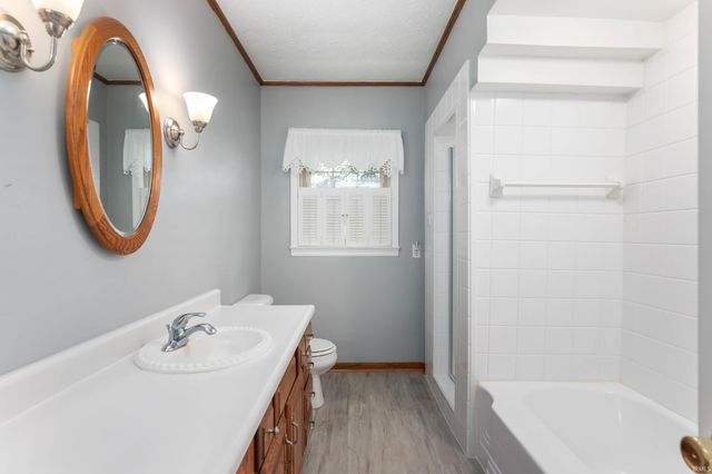 4005 S Memorial Drive, New Castle, IN 47362