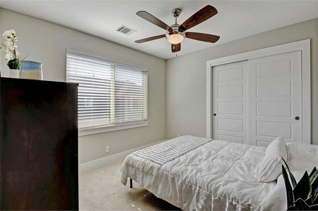 701 E 49th ST B, Austin, TX 78751