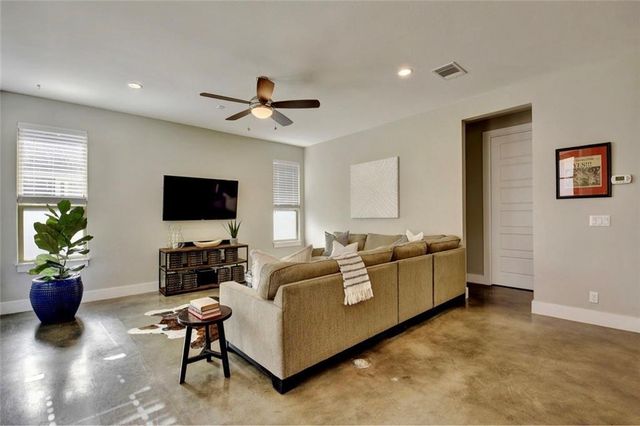 701 E 49th ST B, Austin, TX 78751