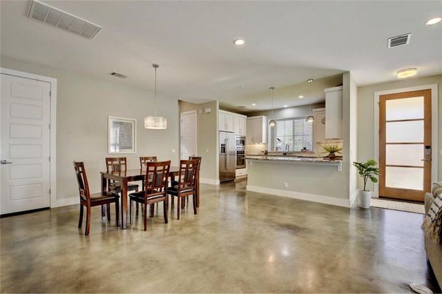 701 E 49th ST B, Austin, TX 78751