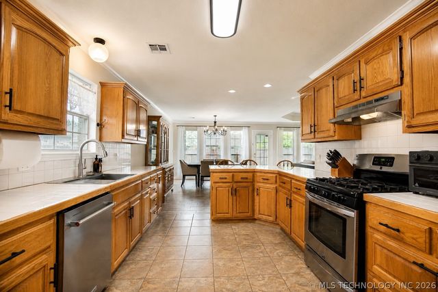 12411 E 80th Court North, Owasso, OK 74055