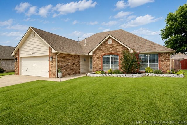 12411 E 80th Court North, Owasso, OK 74055