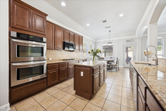 2309 First VW, Leander, TX 78641