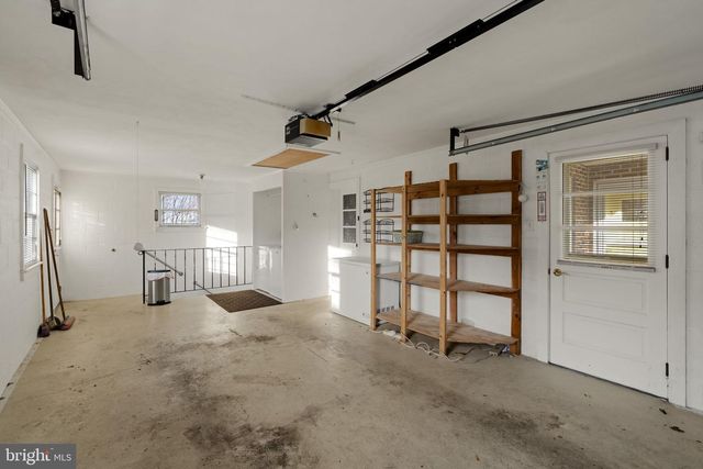 406 S CHURCH ST, Quarryville, PA 17566