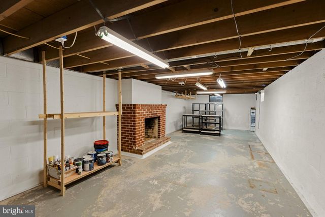 406 S CHURCH ST, Quarryville, PA 17566