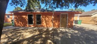 7306 Moline Street B, Houston, TX 77087