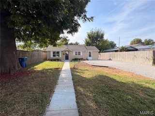 522 B Street, Bethalto, IL 62010