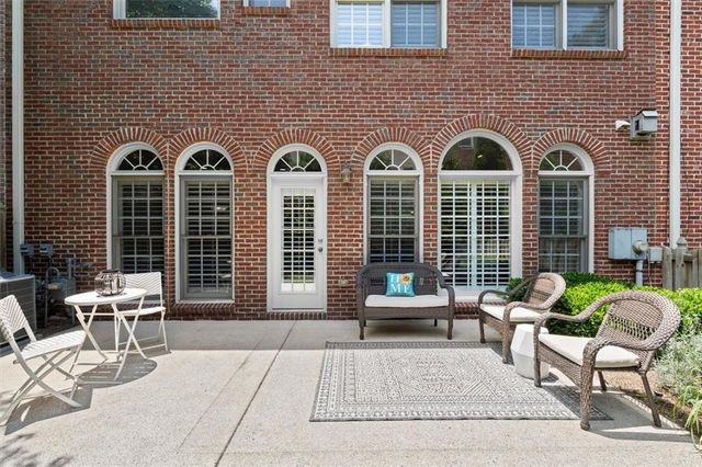 6239 Spalding Dr, Peachtree Corners, GA 30092