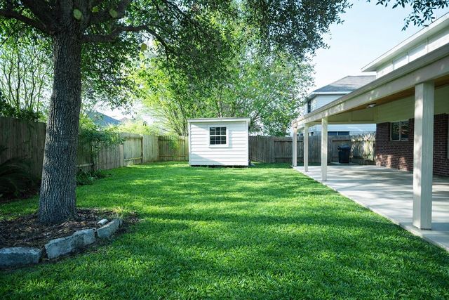 8315 Cardamon Lane, Baytown, TX 77521