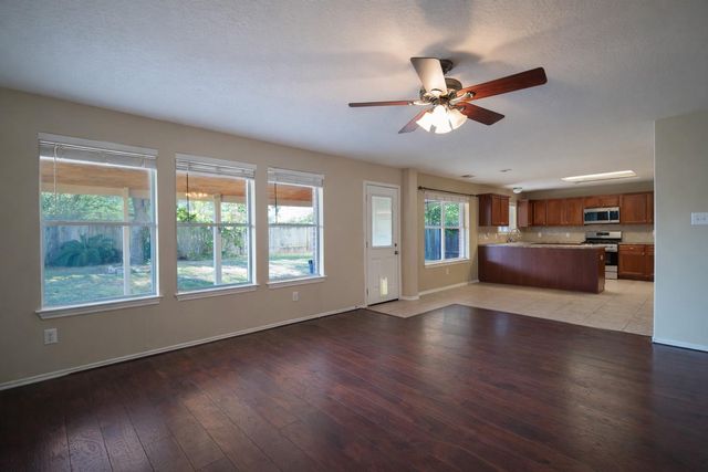 8315 Cardamon Lane, Baytown, TX 77521