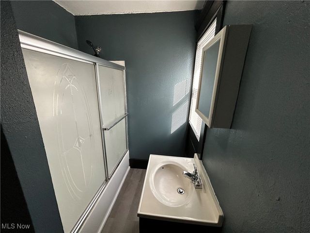 703 9th Street, Marietta, OH 45750