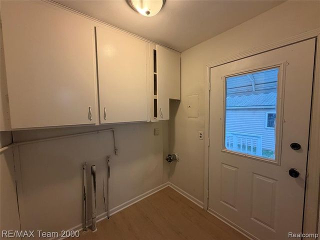 32609 Donnelly Street, Garden City, MI 48135