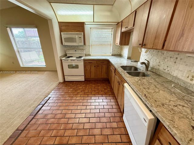 3620 Farragut Street, Hollywood, FL 33021