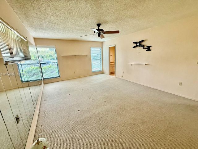 3620 Farragut Street, Hollywood, FL 33021
