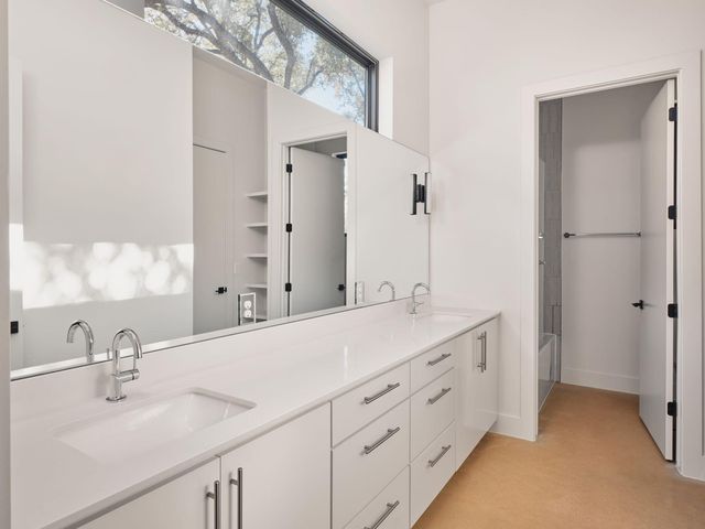 208 El Paso ST, Austin, TX 78704