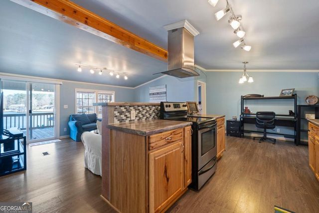 344 Possum Point Drive, Eatonton, GA 31024