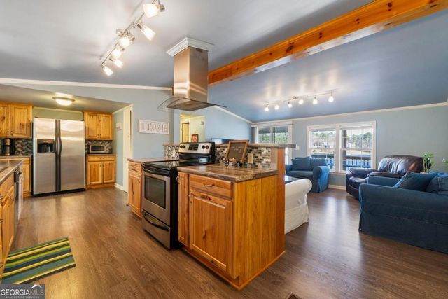 344 Possum Point Drive, Eatonton, GA 31024