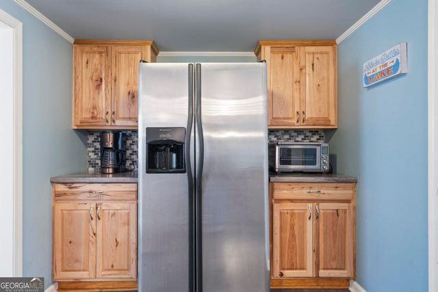 344 Possum Point Drive, Eatonton, GA 31024