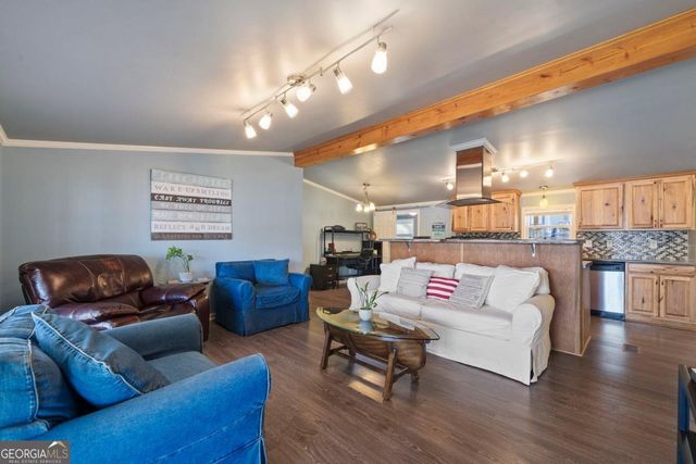 344 Possum Point Drive, Eatonton, GA 31024