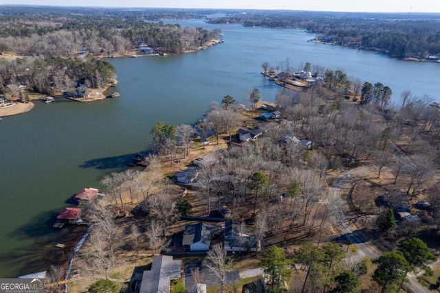 344 Possum Point Drive, Eatonton, GA 31024