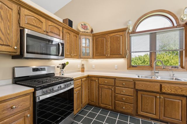 14180 Dehnsfield Road, Rogers, MN 55374