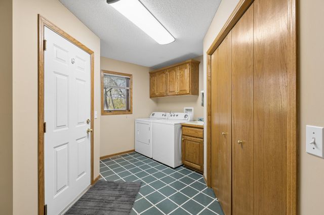 14180 Dehnsfield Road, Rogers, MN 55374