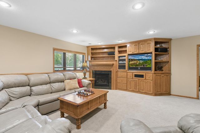 14180 Dehnsfield Road, Rogers, MN 55374