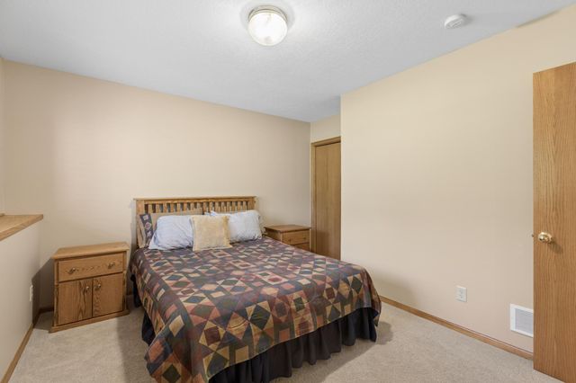14180 Dehnsfield Road, Rogers, MN 55374