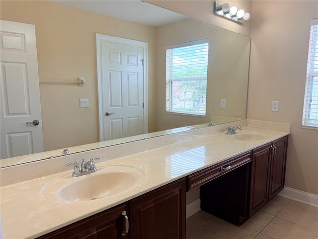 6935 BRESCIA WAY, Orlando, FL 32819