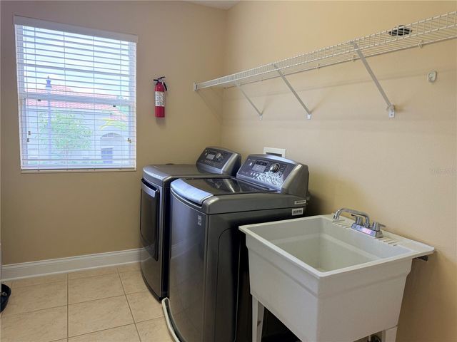 6935 BRESCIA WAY, Orlando, FL 32819