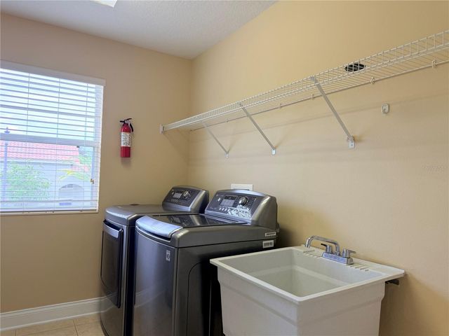 6935 BRESCIA WAY, Orlando, FL 32819