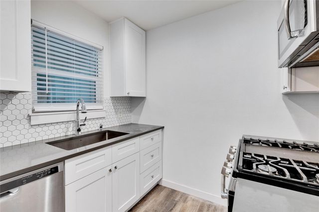 2909 Burning Oak DR, Austin, TX 78704