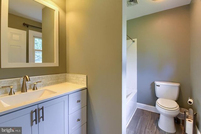 560 BOXWOOD LANE, Carlisle, PA 17015