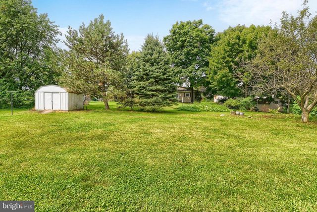 560 BOXWOOD LANE, Carlisle, PA 17015