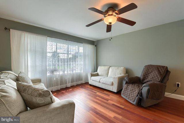 560 BOXWOOD LANE, Carlisle, PA 17015