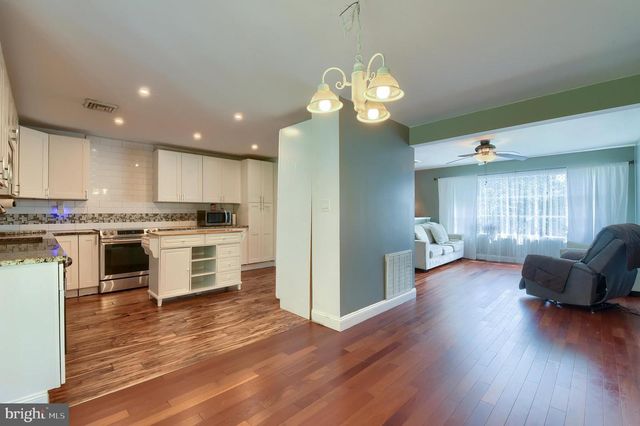 560 BOXWOOD LANE, Carlisle, PA 17015