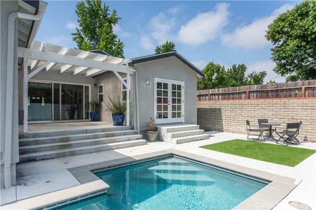 17343 Martha Street, Encino, CA 91316