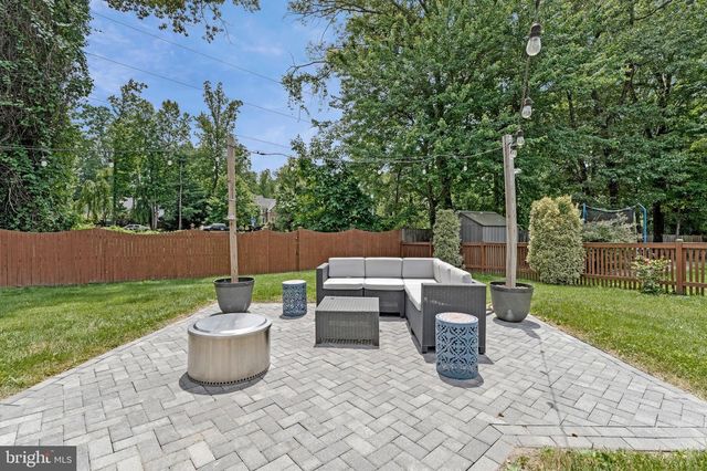 5636 FORT CORLORAN DR, Burke, VA 22015