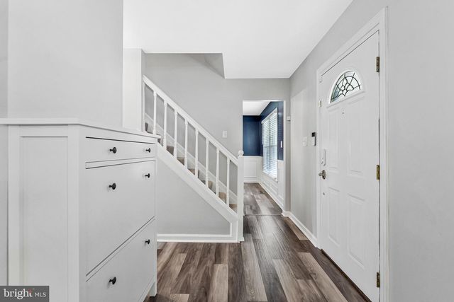 5636 FORT CORLORAN DR, Burke, VA 22015