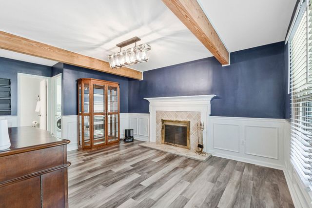 5636 FORT CORLORAN DR, Burke, VA 22015