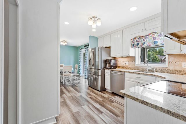 5636 FORT CORLORAN DR, Burke, VA 22015