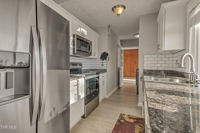 1023 Starling Drive, Kingsport, TN 37660