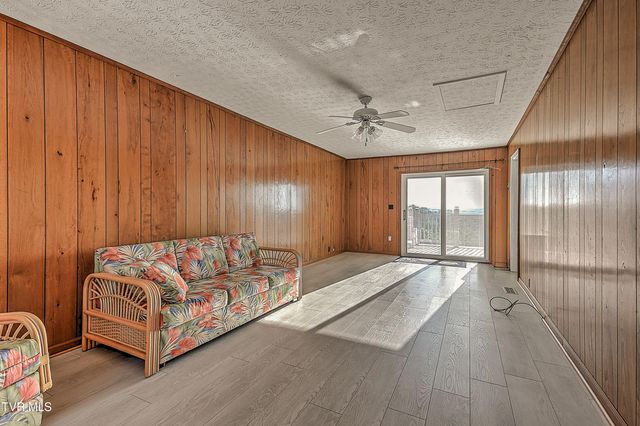 1023 Starling Drive, Kingsport, TN 37660