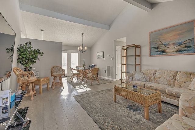 1023 Starling Drive, Kingsport, TN 37660