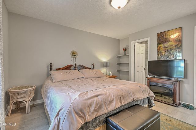 1023 Starling Drive, Kingsport, TN 37660
